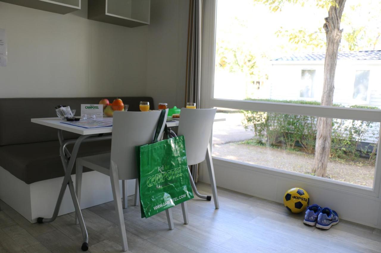 Mobile Homes By Kelair At Playa Montroig Camping Resort Tarragona Zewnętrze zdjęcie